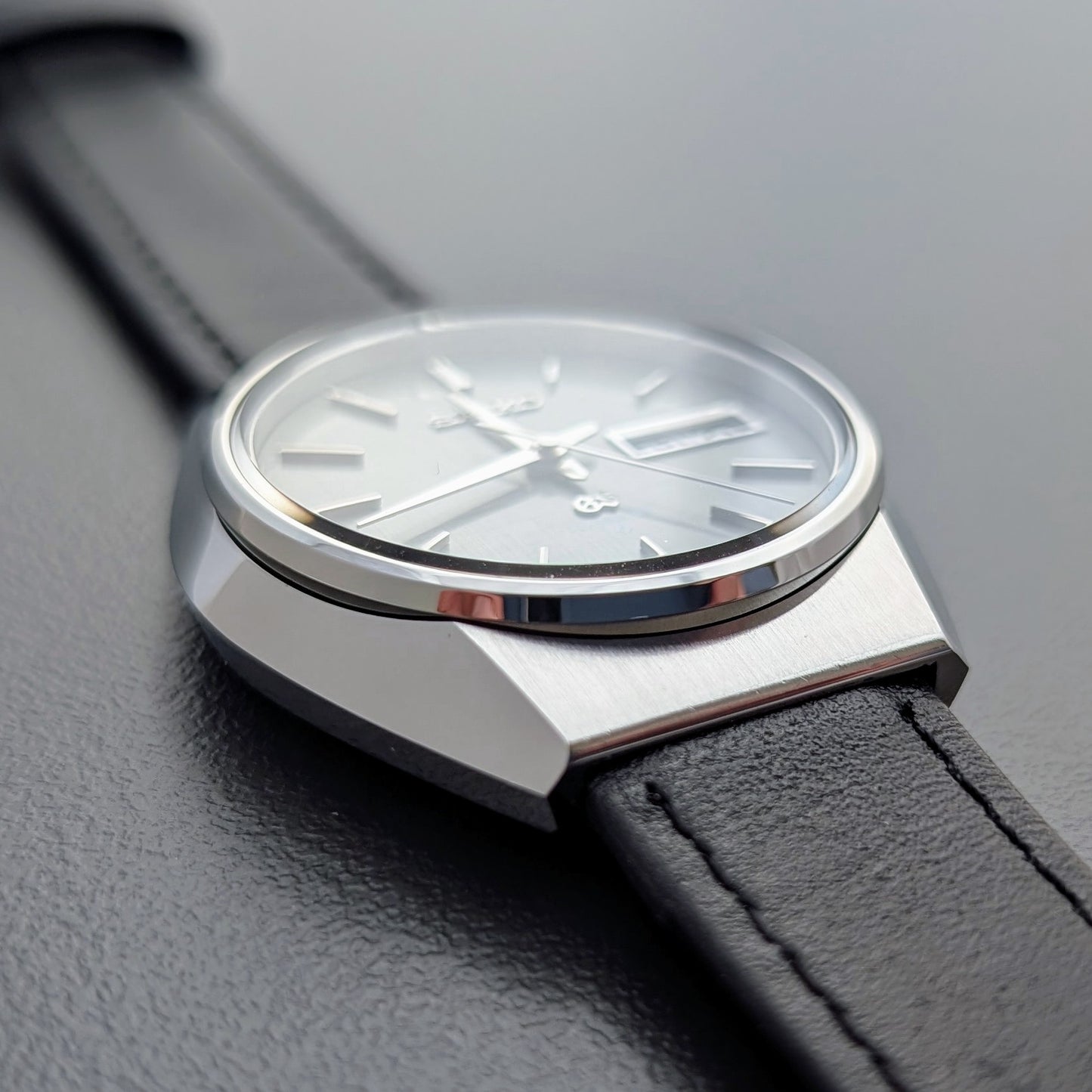 Grand Seiko 5646-8000
